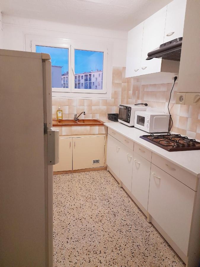 Appartement F3 Avec Balcon Perpignan Exterior photo